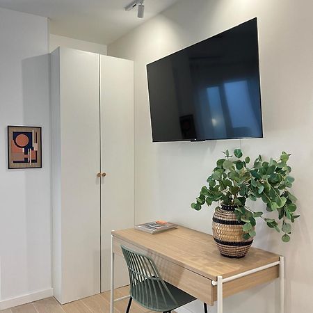 Loft Con Wifi Lavadora Secadora Cama Agradable Muy Proximo Valencia Apartment Luaran gambar